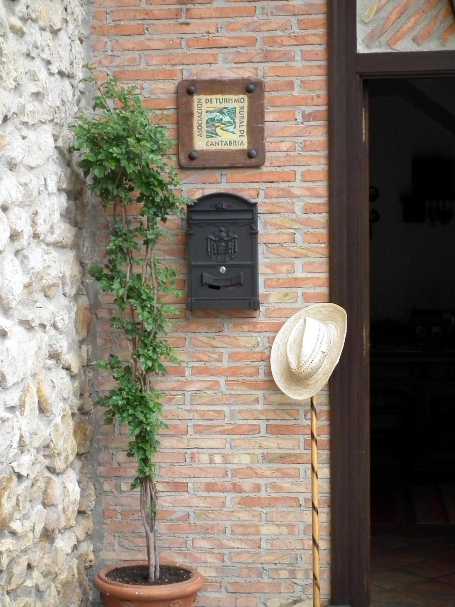 Posada De Muno Muñorrodero Εξωτερικό φωτογραφία