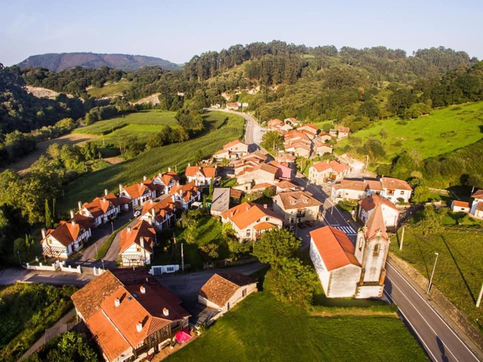Posada De Muno Muñorrodero Εξωτερικό φωτογραφία